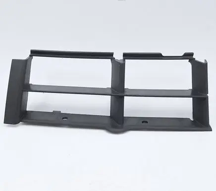 BMW 5 E39 Front bumper lower grill 8235673 51118235673