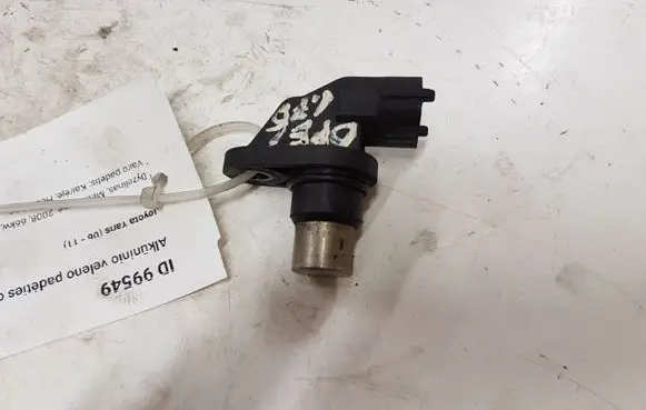 Toyota Yaris Crankshaft position sensor 0281002406