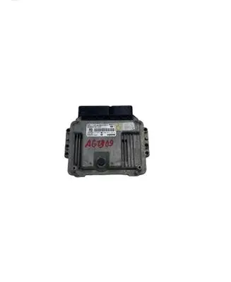 Hyundai i30 Engine control unit/module 0281019084 391132A930