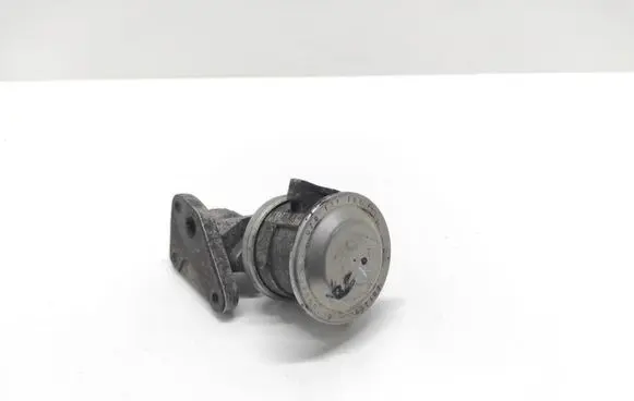 Audi A4 S4 B5 8D EGR valve 078131165