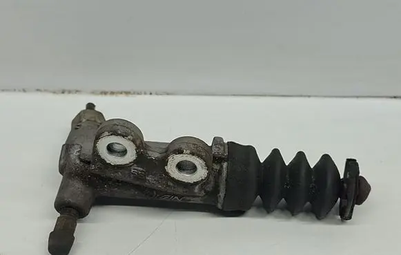 Honda Civic Clutch slave cylinder 