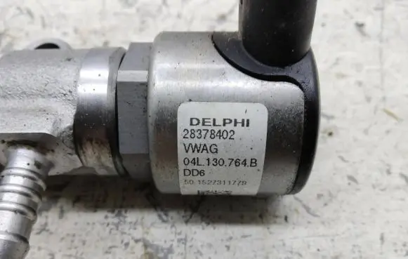 Volkswagen Golf Sportsvan Fuel main line pipe 04L130089F 1510010585