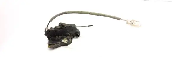 BMW 3 E46 Front door lock 