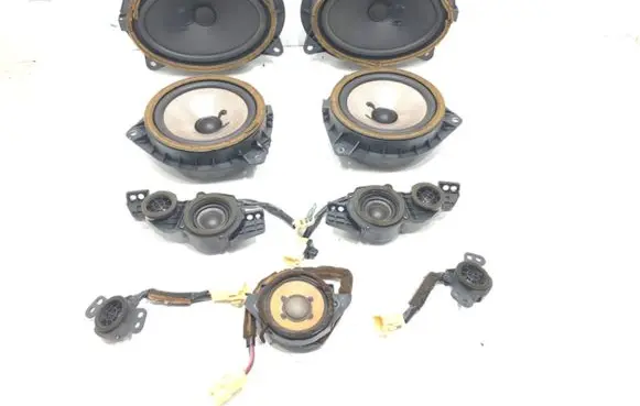 Toyota Avensis T270 Audio system kit 86160-05150