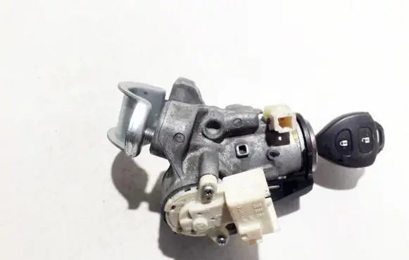 Toyota Auris 150 Ignition lock n0502638 45020-0204