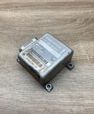 Audi A6 S6 C4 4A Airbag control unit/module 8A0959655A 0285001086