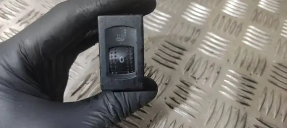 Volkswagen PASSAT B5 Seat heating switch 3B0963564C