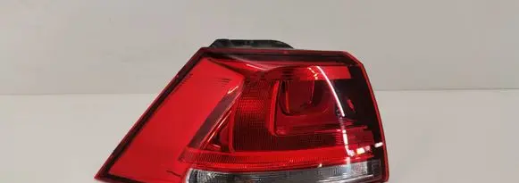 Volkswagen Golf VII Rear/tail lights 5G0945095M