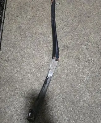 Front wiper blade arm