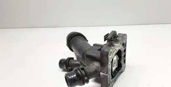 Thermostat/thermostat housing