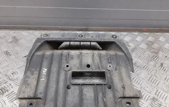 Porsche Macan (95B) Gearbox bottom protection 95B825370