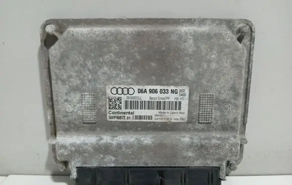Audi A3 S3 8P Engine control unit/module 06A906033NG 06A906033JL 5WP40872