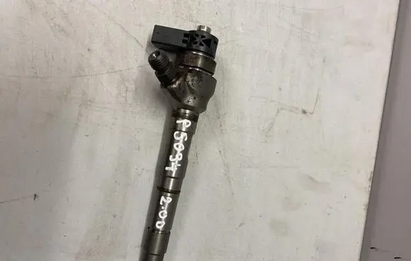 Skoda Karoq Fuel injector 04L130277AC