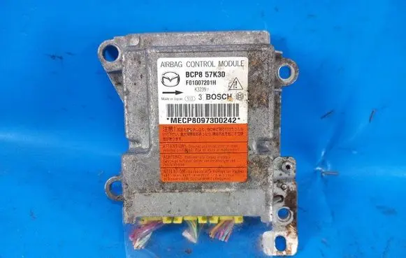 Mazda 3 II Airbag control unit/module BCP857K30A