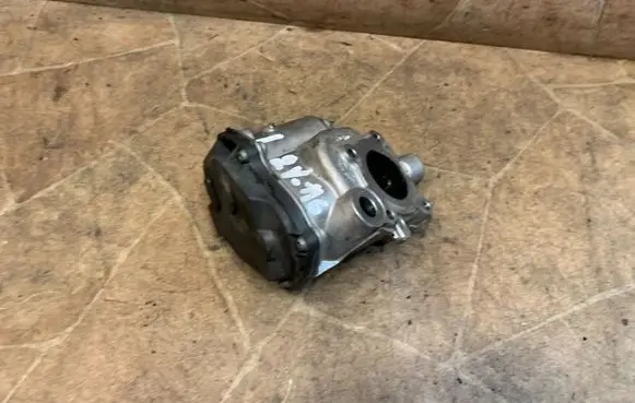 Mercedes-Benz B W246 W242 EGR valve A6511400360
