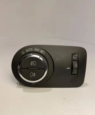 Opel Zafira C Light switch 20930746