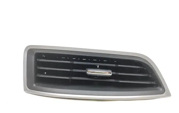 Ford Edge II Dash center air vent grill EM2B19C68 EW7HA 1AL3F02