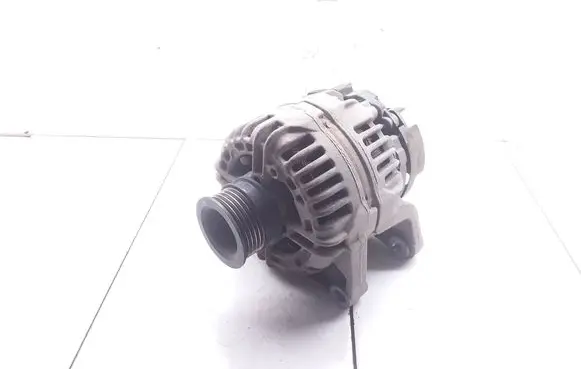 Opel Vectra C Generator/alternator 13229984 0124325163