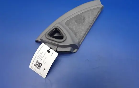 Mercedes-Benz ML W164 Front door speaker cover trim A1647250298