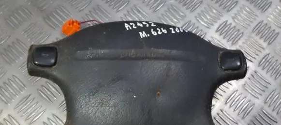 Mazda 626 Steering wheel airbag