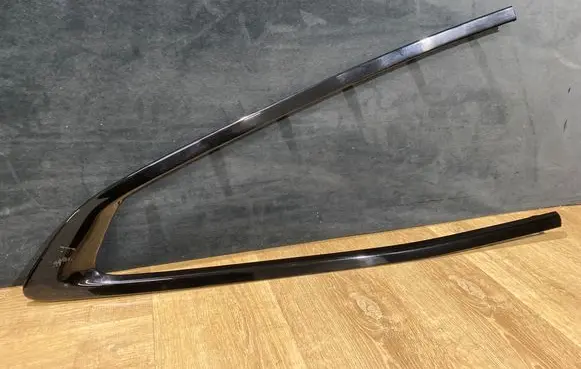 BMW M4 G82 G83 Rear fender molding trim 7482756 16444510 100521