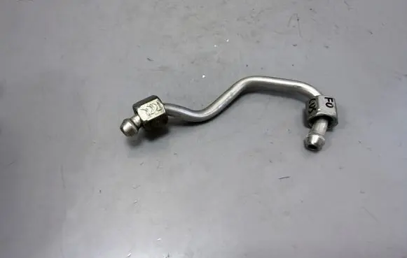 Ford Focus Fuel injector supply line/pipe CM5G9J323GC
