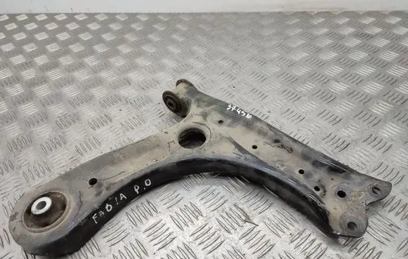 Skoda Fabia Mk2 (5J) Front lower control arm/wishbone