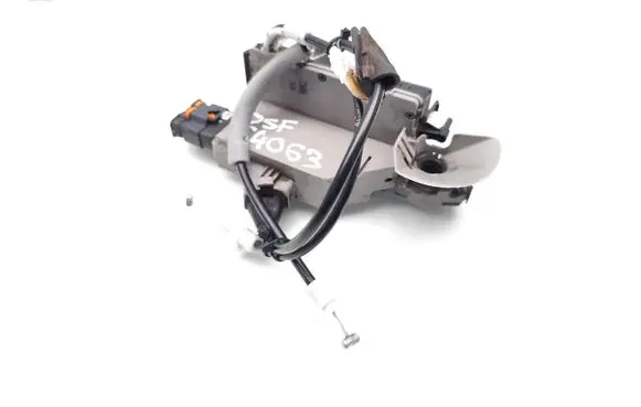 Peugeot 2008 I Front door lock 4745718509