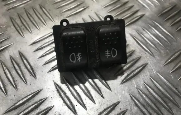 Fog light switch