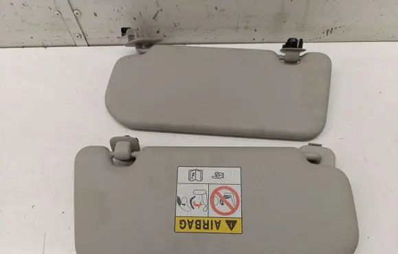 Nissan Qashqai J12 Sun visor