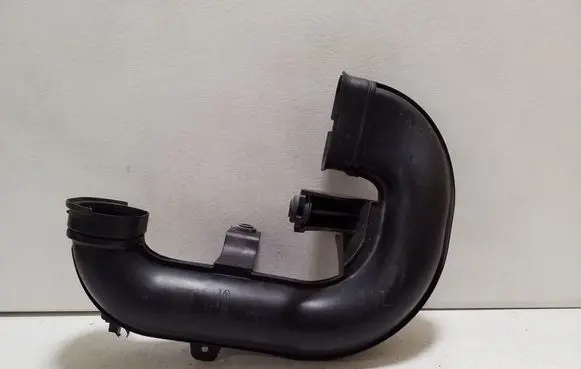 KIA Stonic Air intake duct part 28212H8000