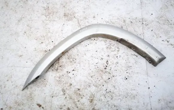 Toyota RAV 4 (XA20) Front arch trim 7560242070 75602-42070