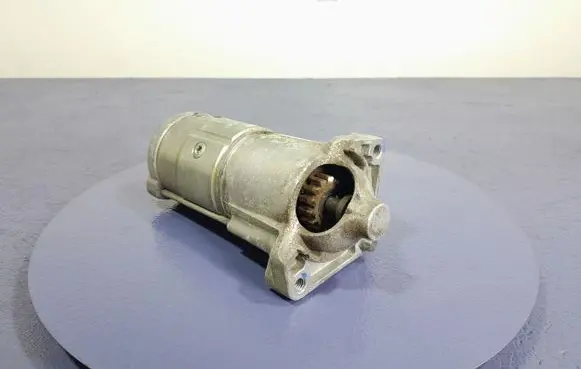 Volvo V60 Starter motor 30644780