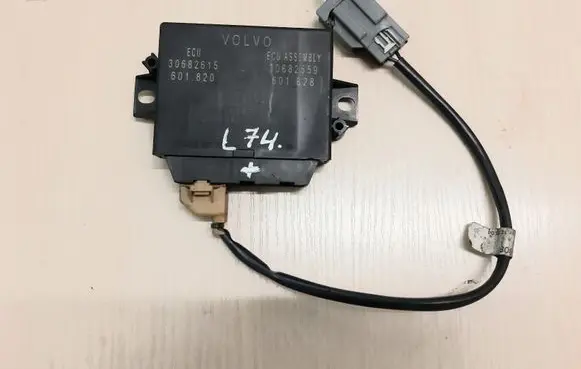 Volvo XC90 Parking PDC control unit/module 30682615 30682559