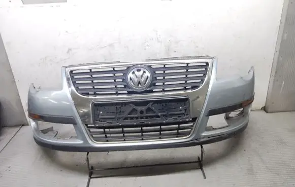 Volkswagen PASSAT B6 Front bumper