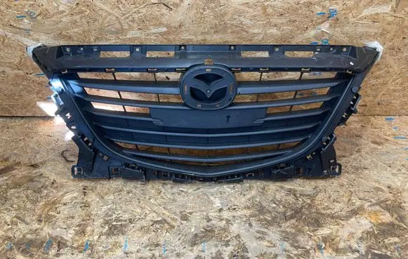 Mazda 3 III Front grill BHN1-50712 S2507P273-P011-M