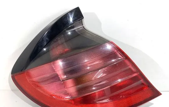 Mercedes-Benz C W203 Rear/tail lights A2038200564