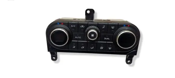 Nissan Qashqai Climate control unit 27500BB55A