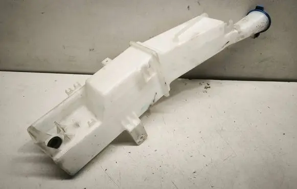 KIA Sportage Windshield washer fluid reservoir/tank 98610F1800