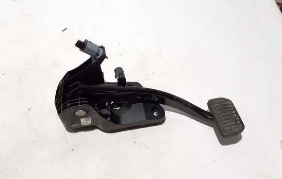 Volvo EX30 Brake pedal 80001037