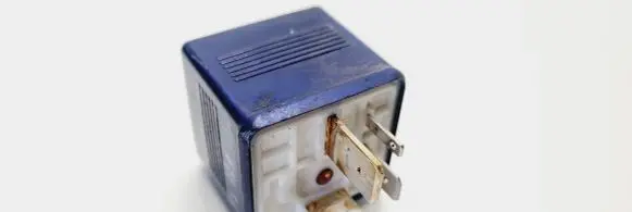 Audi A4 S4 B5 8D Other relay 8A0951253