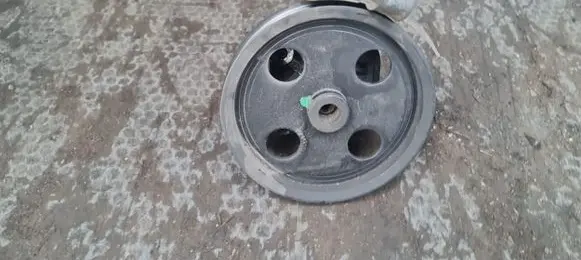 Volvo S60 Power steering pump 555020