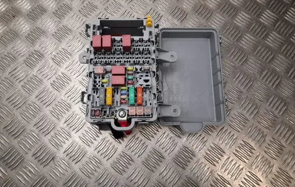 Alfa Romeo Stelvio Fuse box set 45135912