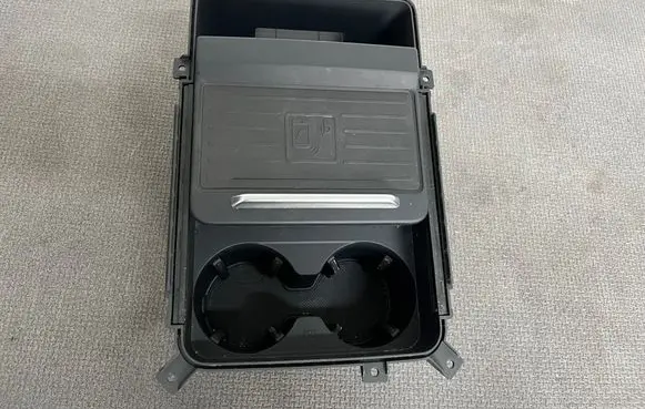 Audi Q5 SQ5 FY Glove box 80A864981D AU426ZSB 1388198