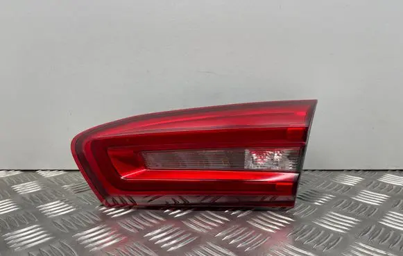 Ford Focus Tailgate rear/tail lights JX7B13A602DB