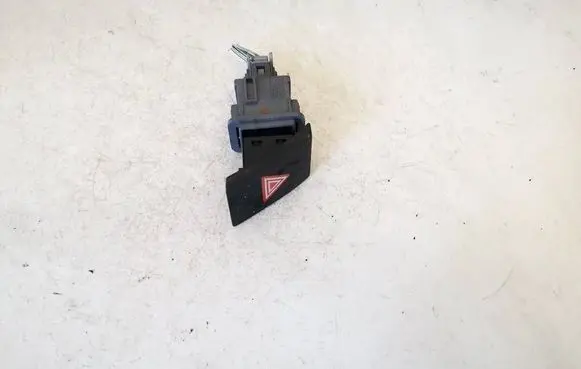 Toyota Verso Hazard light switch 15b279