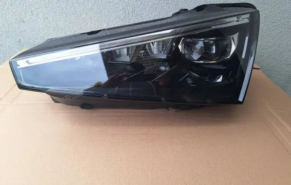 Skoda Scala Headlight/headlamp 657941015A 280775