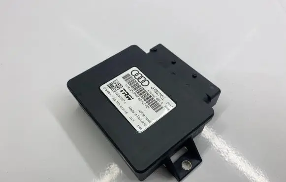 Audi A7 S7 4G Hand brake control module 4H0907801L 4H0907801A