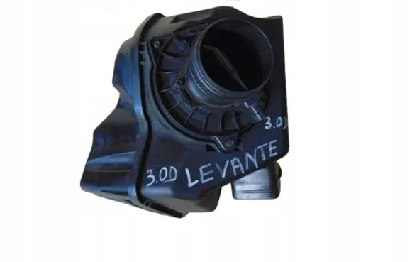 Maserati Levante Air filter box 670033791