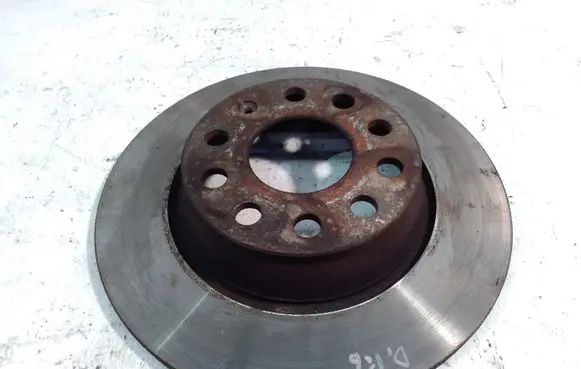 Volkswagen PASSAT CC Rear brake disc